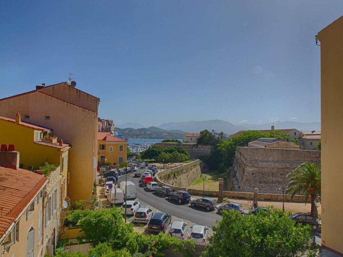 Apartment Ajaccio: Charmant T3, 4 Pers, Wifi, Centre-ville - Fr-1-61-475