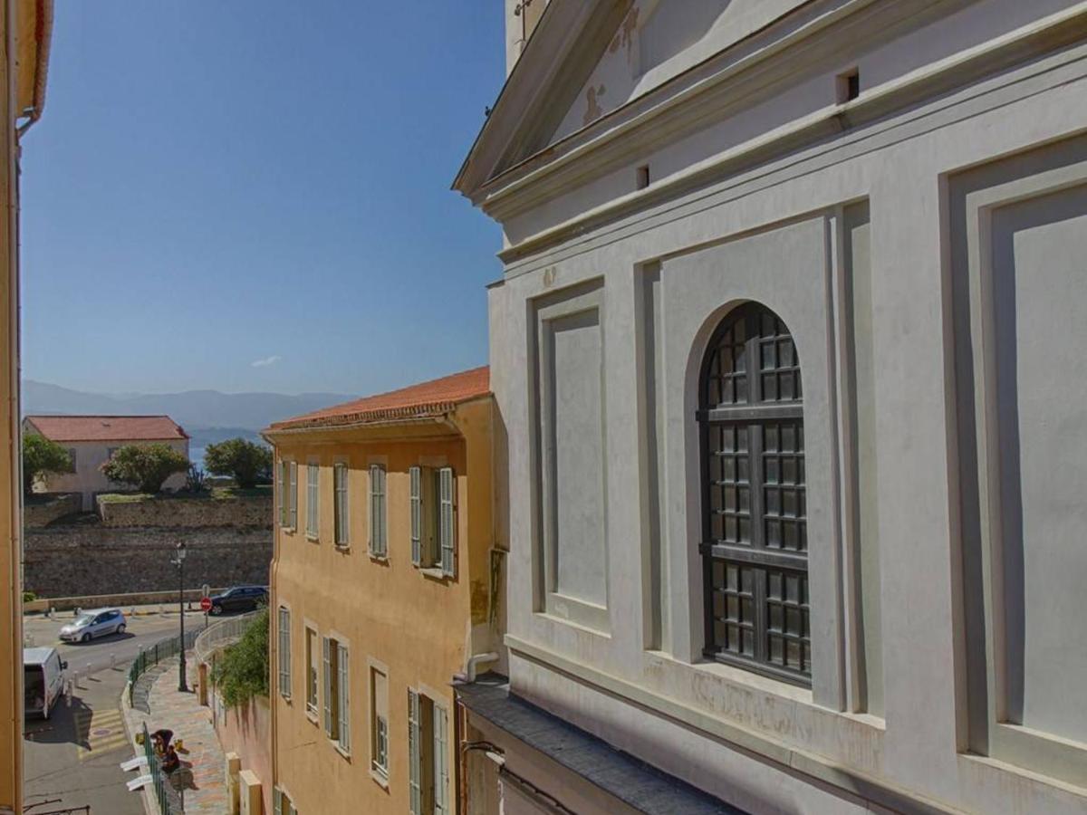 Apartment Ajaccio: Charmant T3, 4 Pers, Wifi, Centre-ville - Fr-1-61-475