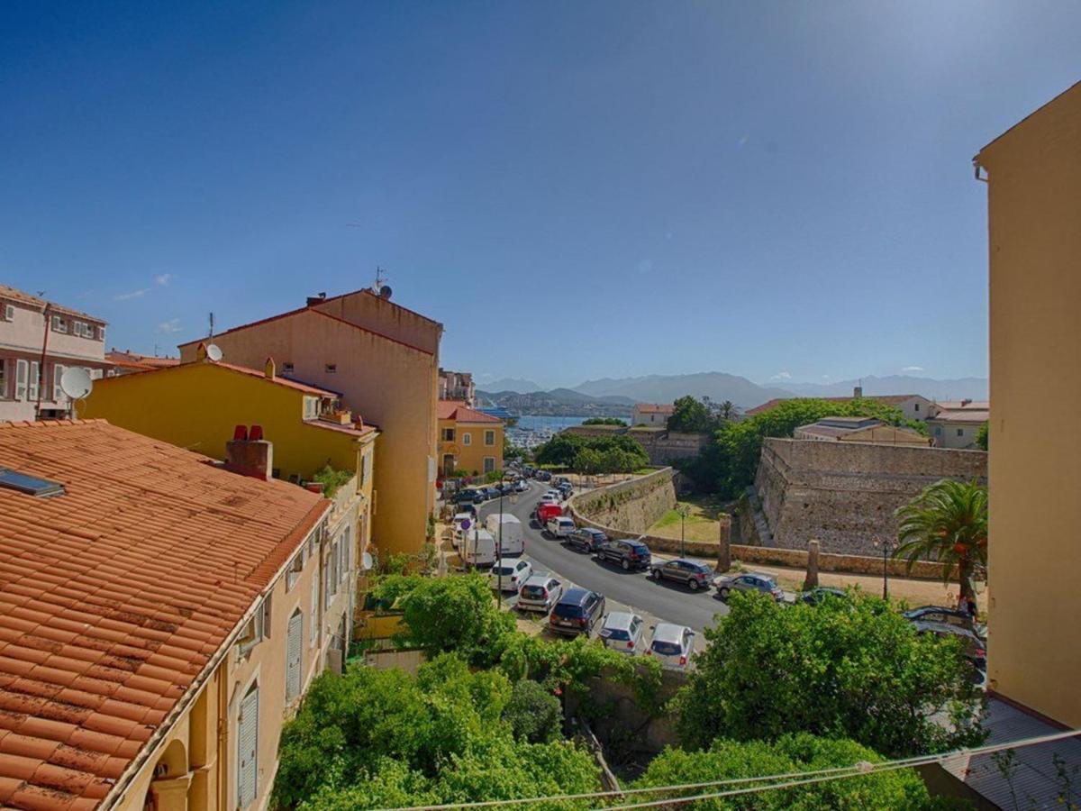 Apartment Ajaccio: Charmant T3, 4 Pers, Wifi, Centre-ville - Fr-1-61-475